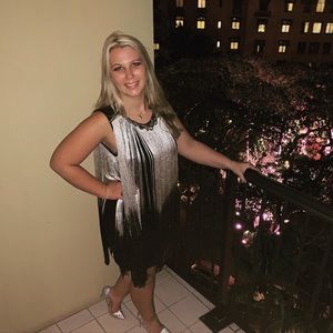 Meet your Posher, Veronica